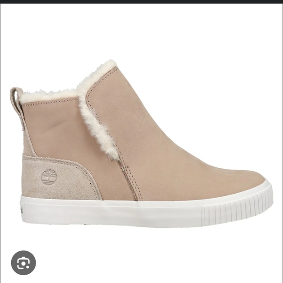Timberland Skyla Bay Slip On Suede Ankle Boots Beige Cream Faux Fur 7 - Picture 1 of 7